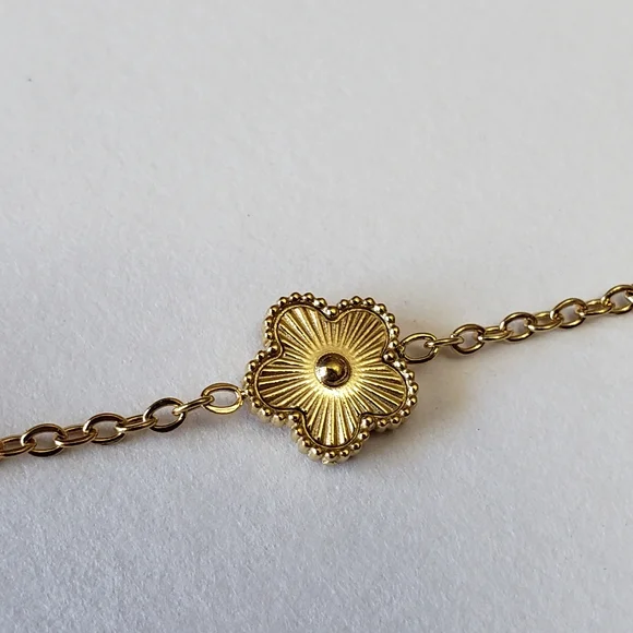 Stainless Steel Hot Gold Plated Clover Charm Bracelet Luxury - Picture 7 of 7